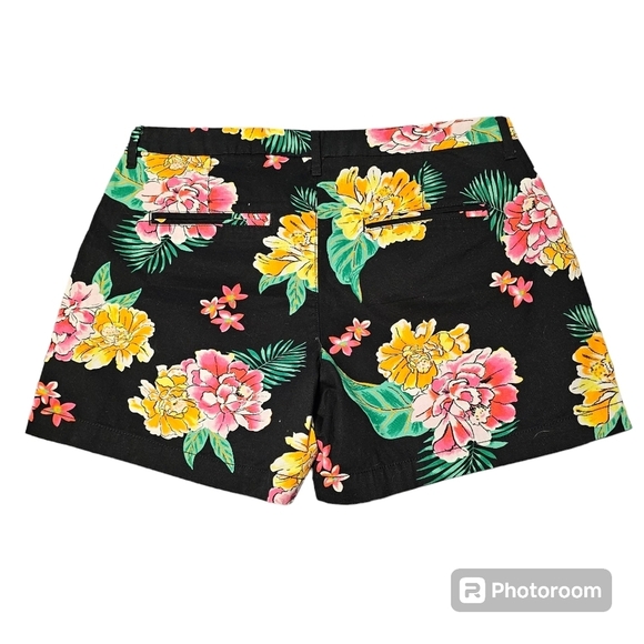 OLD NAVY Floral Shorts - Picture 2 of 3